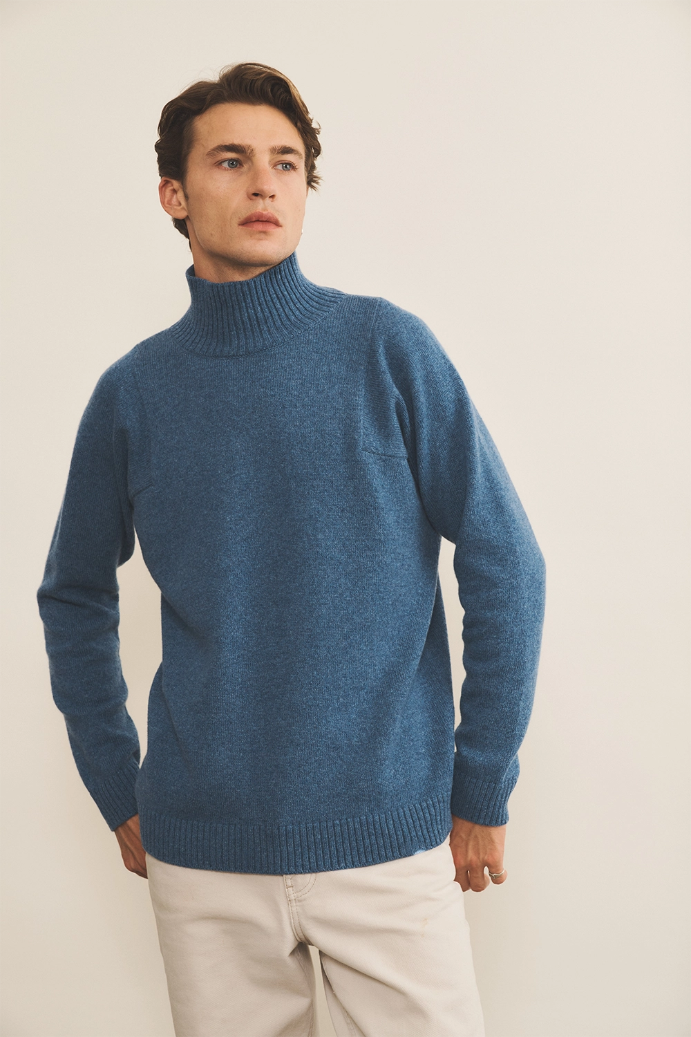 Blue Denim Cashmere sweater men - front | Charles | Linnea Lund