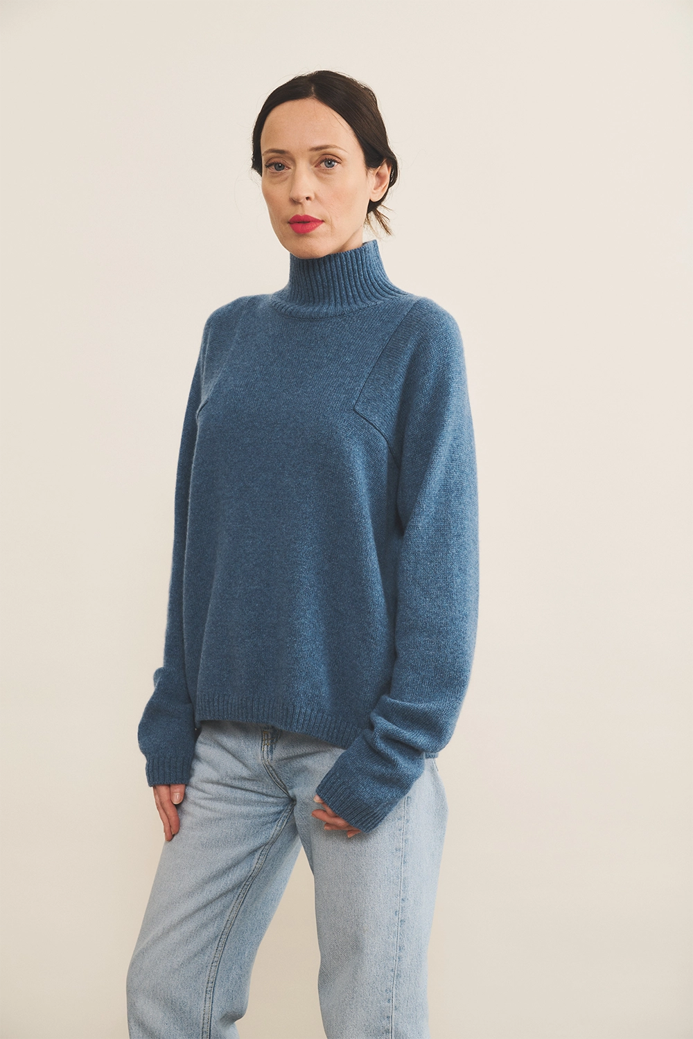 Blue denim cashmere sweater women - side view | Charlotte | Linnea Lund