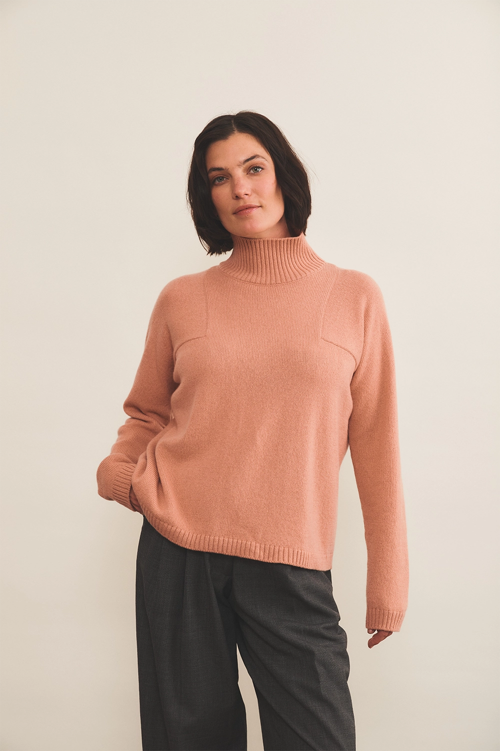Light Salmon color cashmere sweater women - front view | Charlotte | Linnea Lund