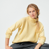 Yellow cashmere sweater women - front view | Charlotte | Linnea Lund