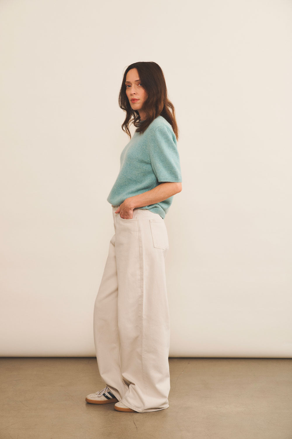 Cashmere Tee-Shirt women aqua blue - side view | Ingrid | Linnea Lund