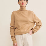 Camel women cashmere sweater - front view | Jim | Linnea Lund