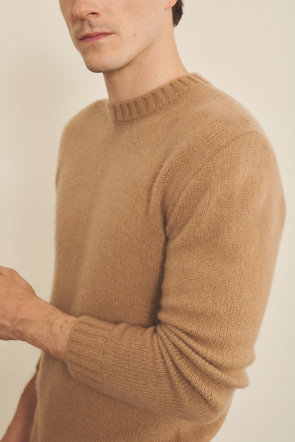 Brown cashmere sweater men - front | Margot | Linnea Lund