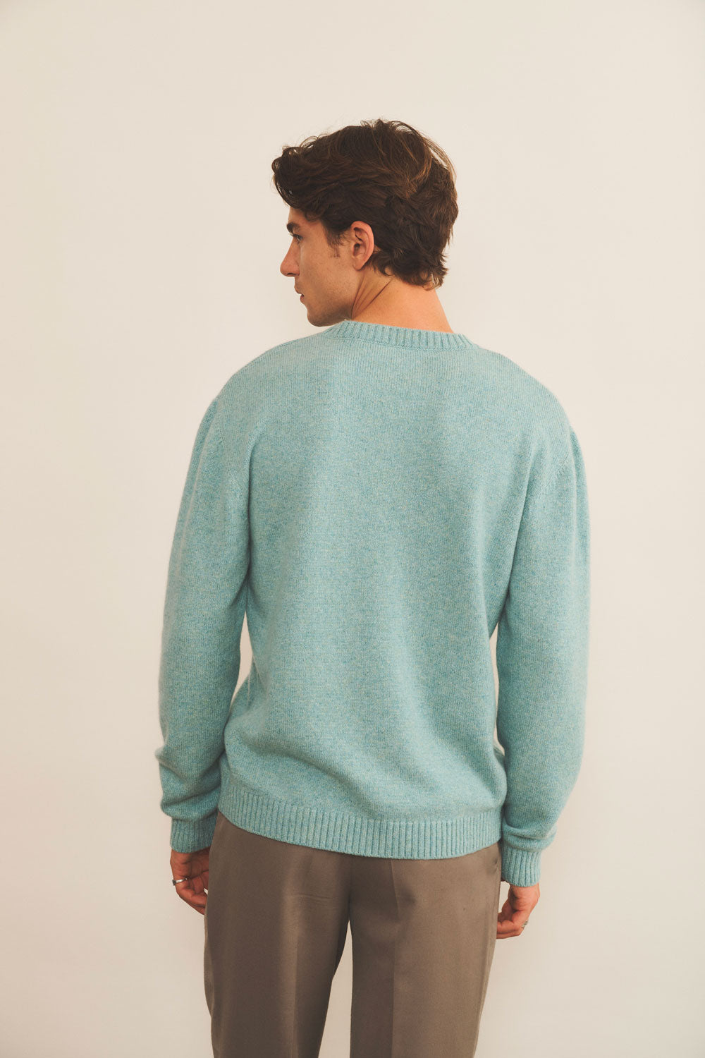 Cashmere sweater men aqua color - back view | Mimmi | Linnea Lund
