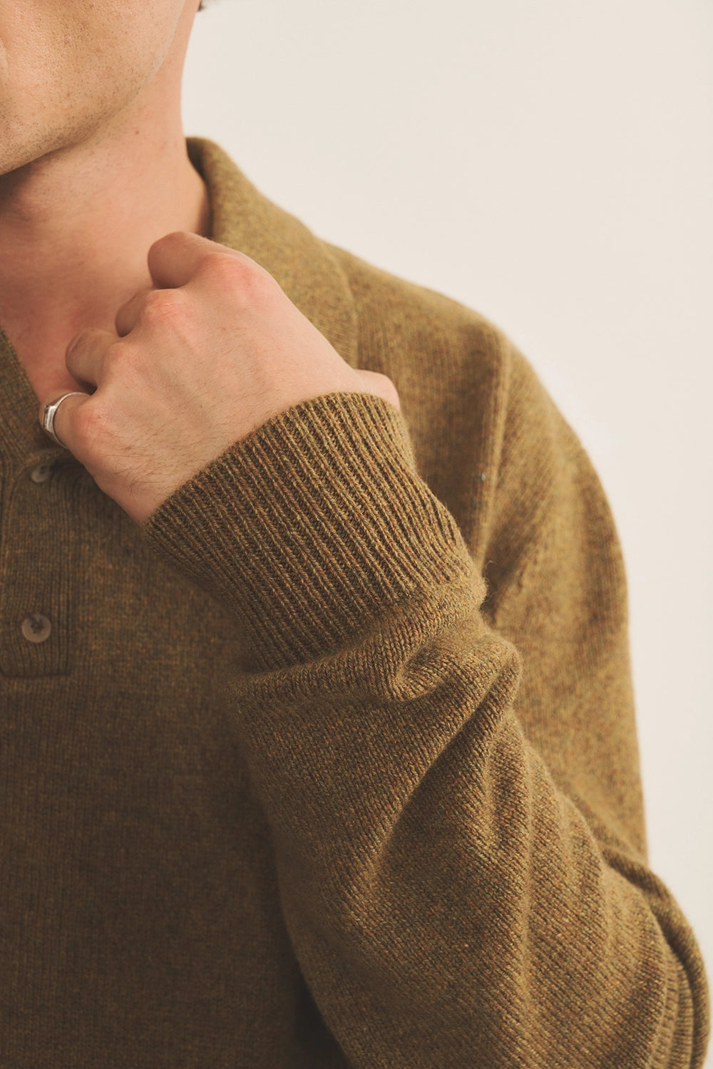Green ochre cashmere polo sweater men - focus view | Ralph | Linnea Lund