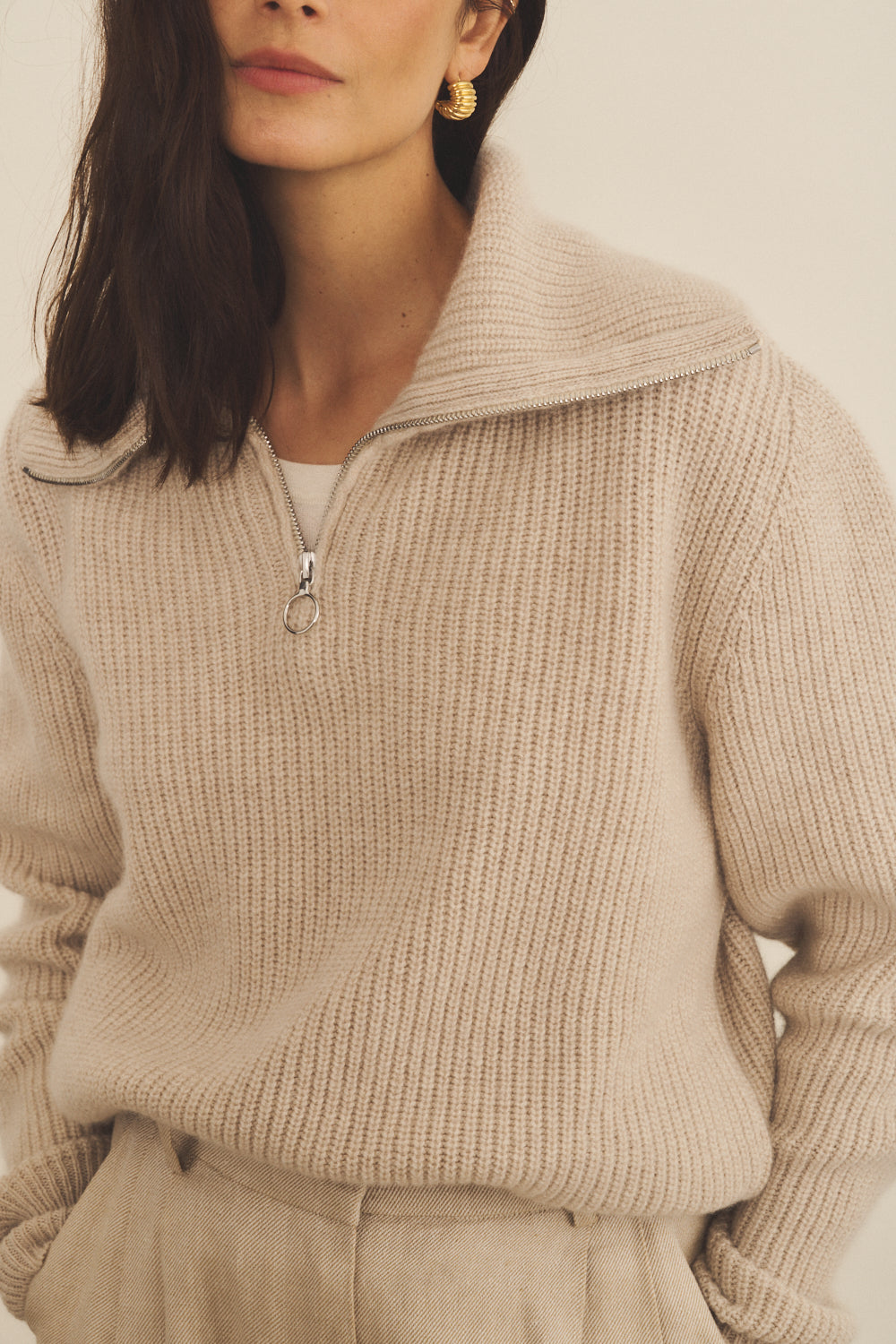 Zip collar beige cashmere sweater for women - focus view | Sam | Linnea Lund