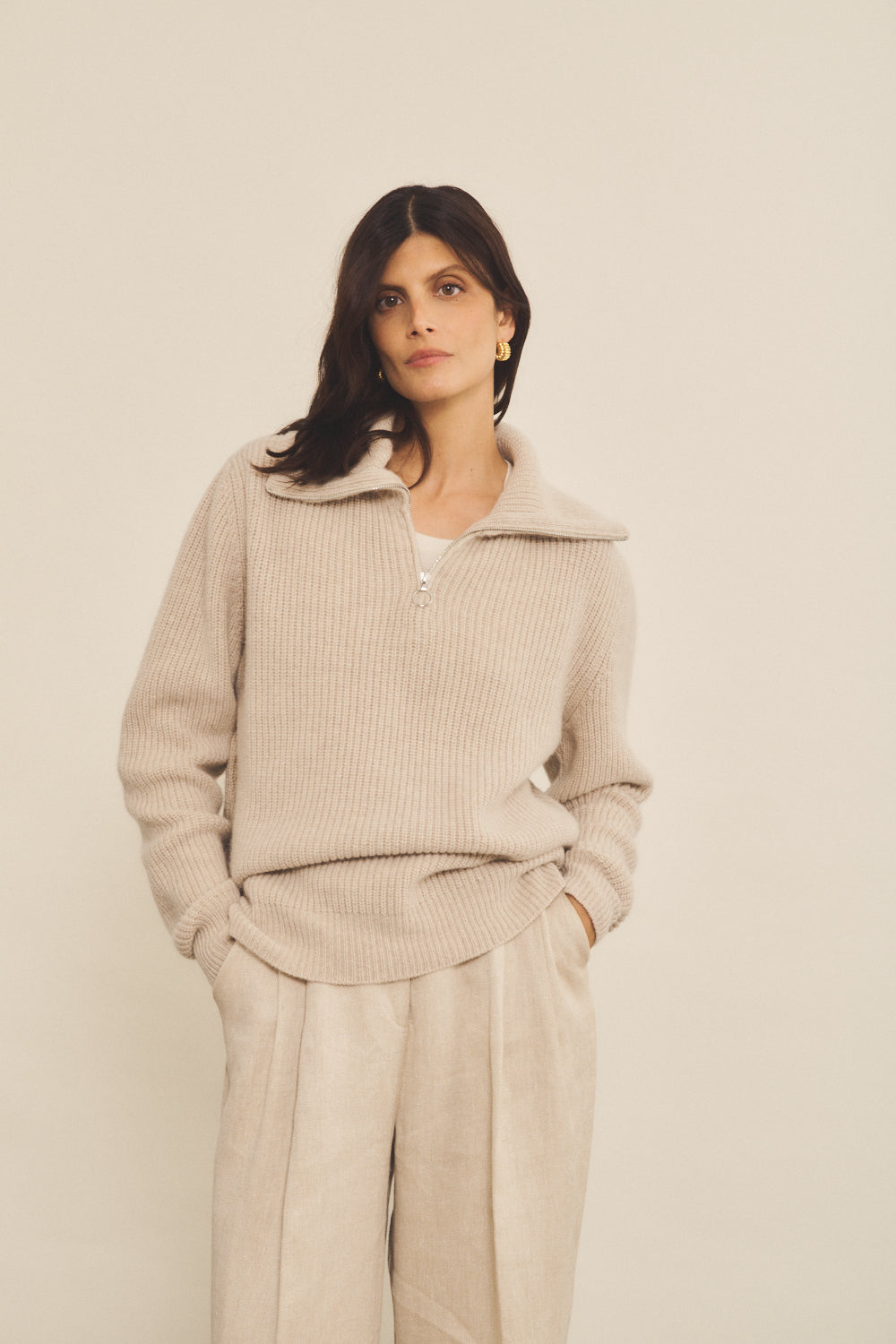 Zip collar beige cashmere sweater for women - front view | Sam | Linnea Lund