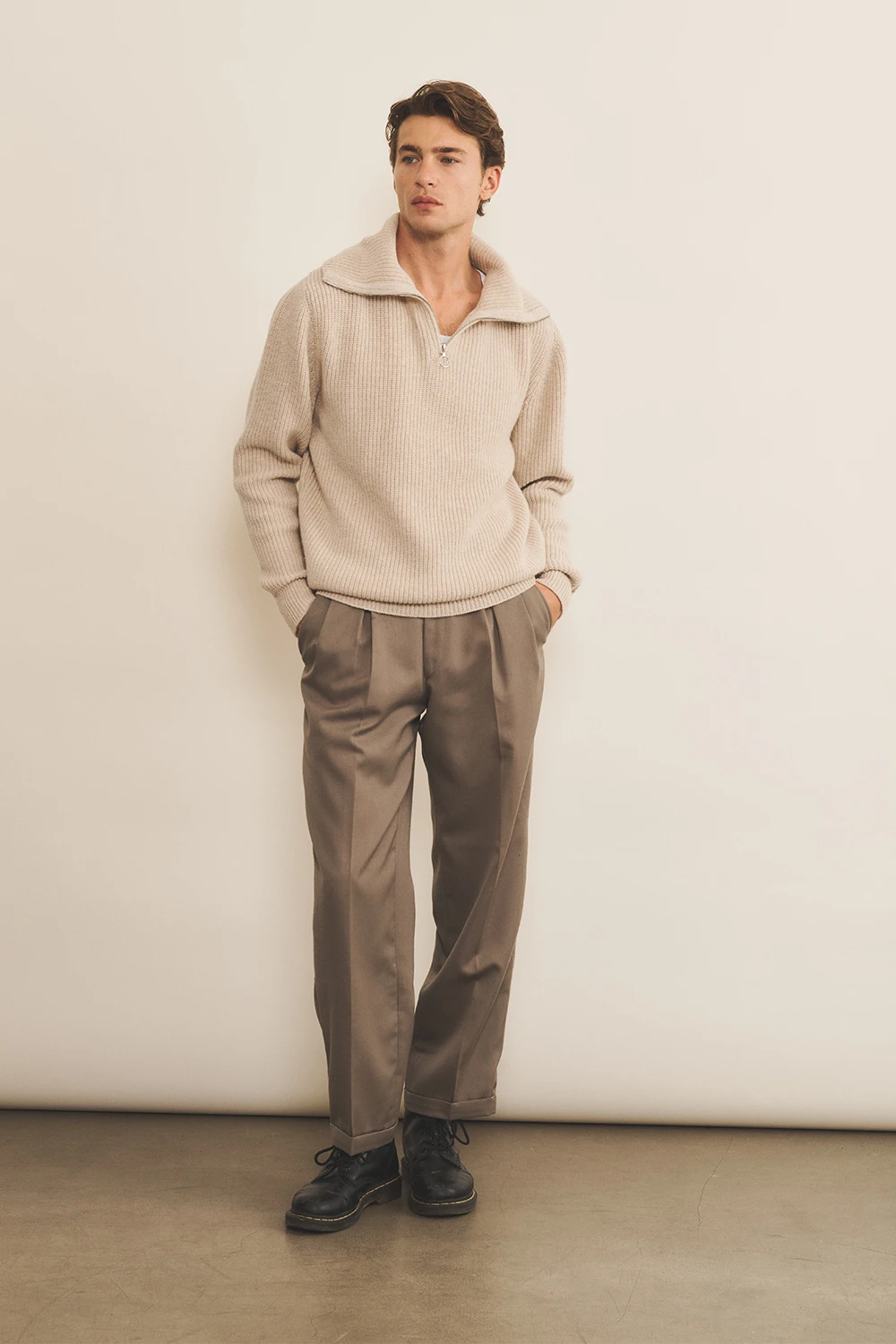 Zip collar beige cashmere sweater for men - look | Sam | Linnea Lund