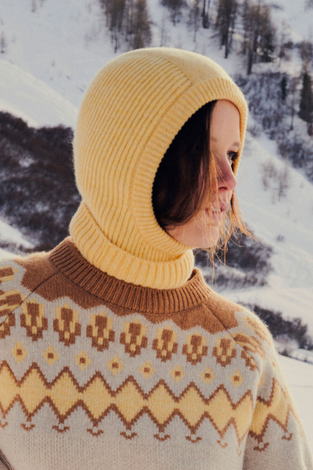 Cashmere Balaclava light yellow - front view | Snöflinga | Linnea Lund
