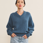 blue denim color cashmere sweater women - front view | Emilie | Linnea Lund