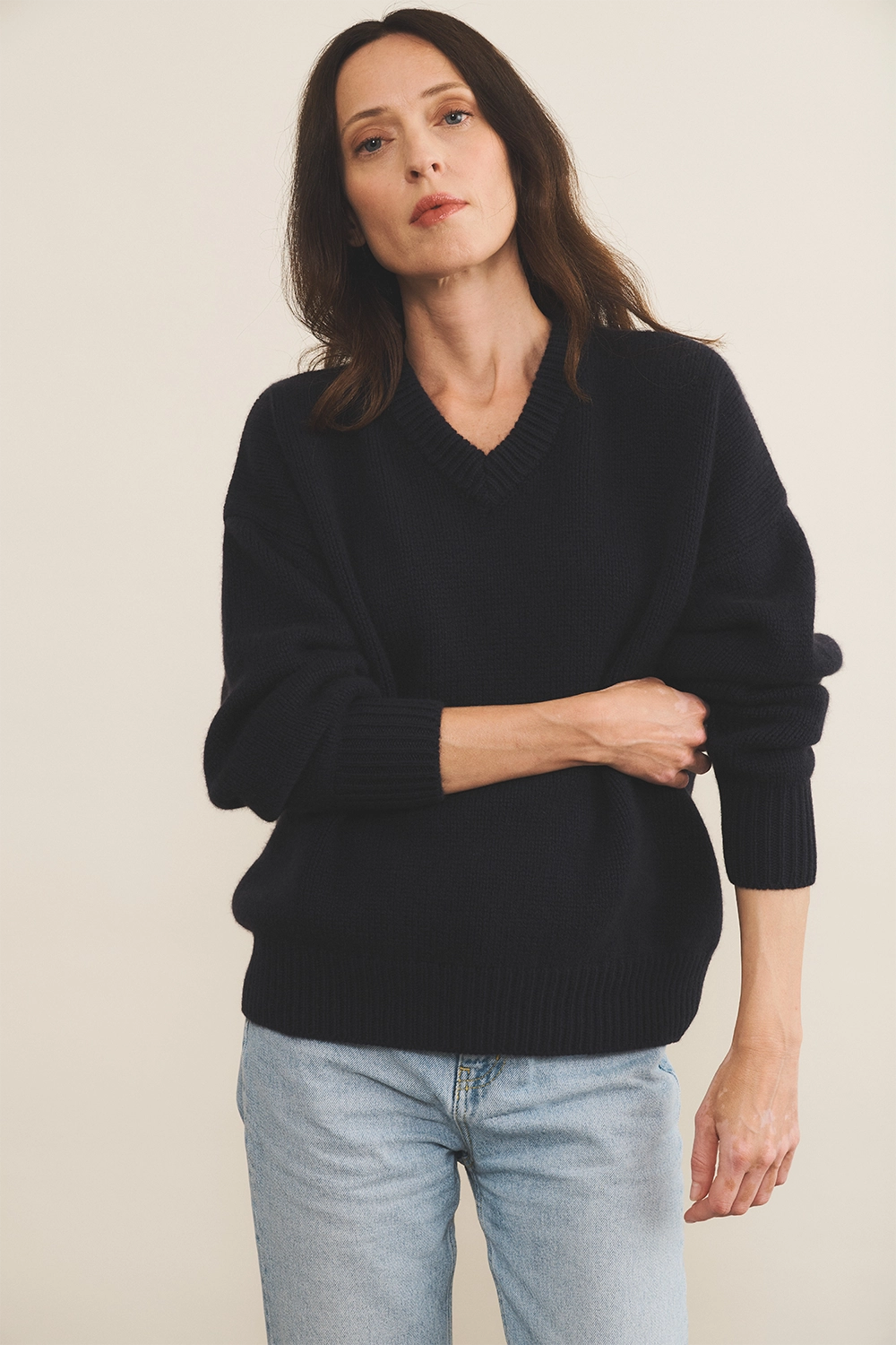 navy blue color cashmere sweater women - front view | Emilie | Linnea Lund