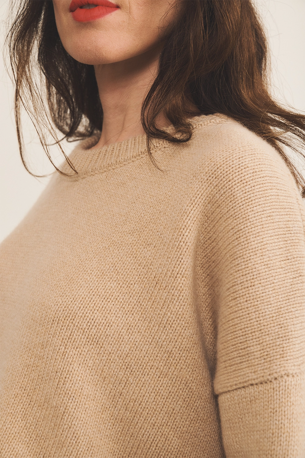 light camel cashmere sweater women - focus | Francesca | Linnea Lund