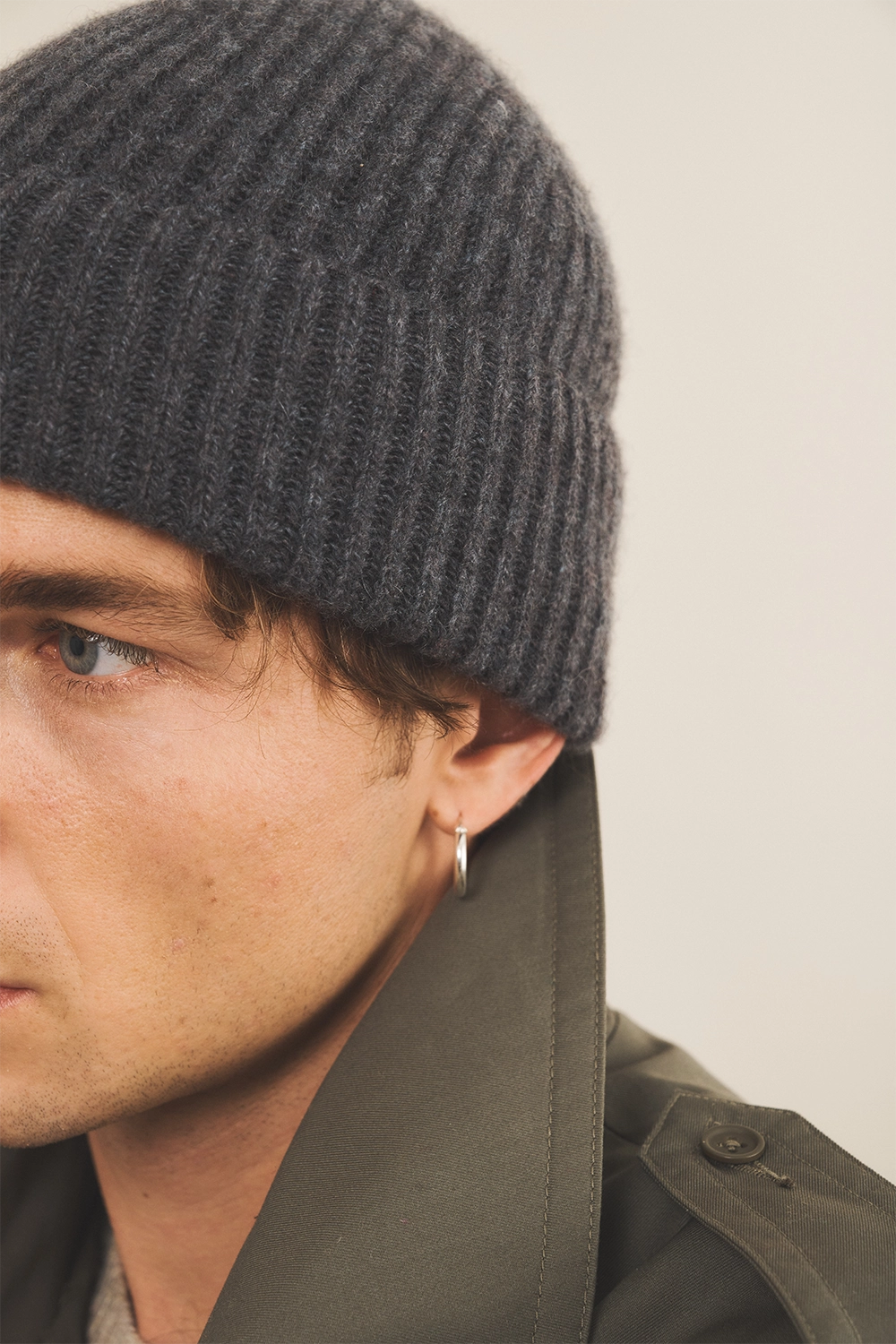 dark grey beanie cashmere men - focus | Harry | Linnea Lund