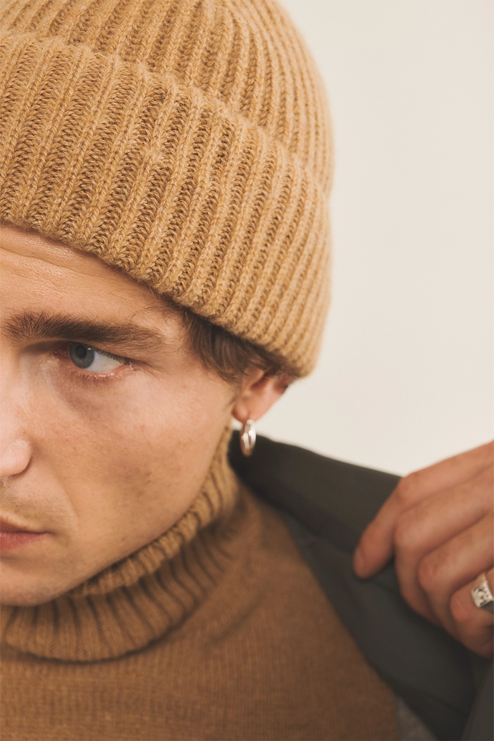 brown cashmere beanie men - focus | Harry | Linnea Lund