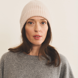 light salmon pink beanie cashmere women - front view | Harry | Linnea Lund