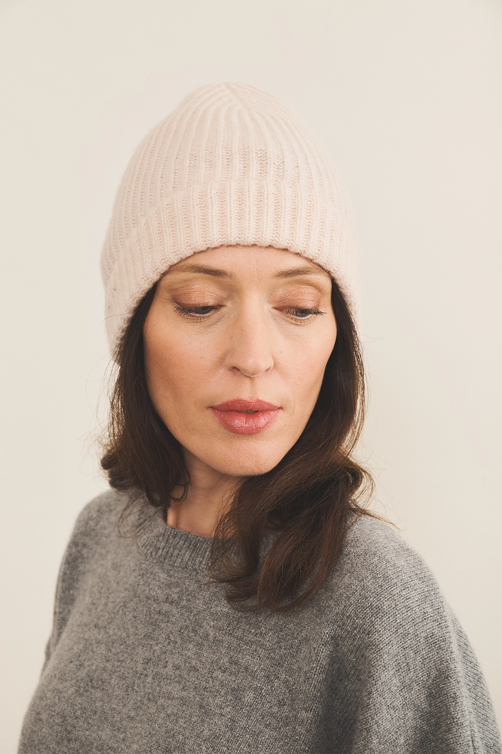 light salmon pink beanie cashmere women - front view | Harry | Linnea Lund