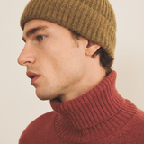 green ochre color cashmere men - side view | Harry | Linnea Lund