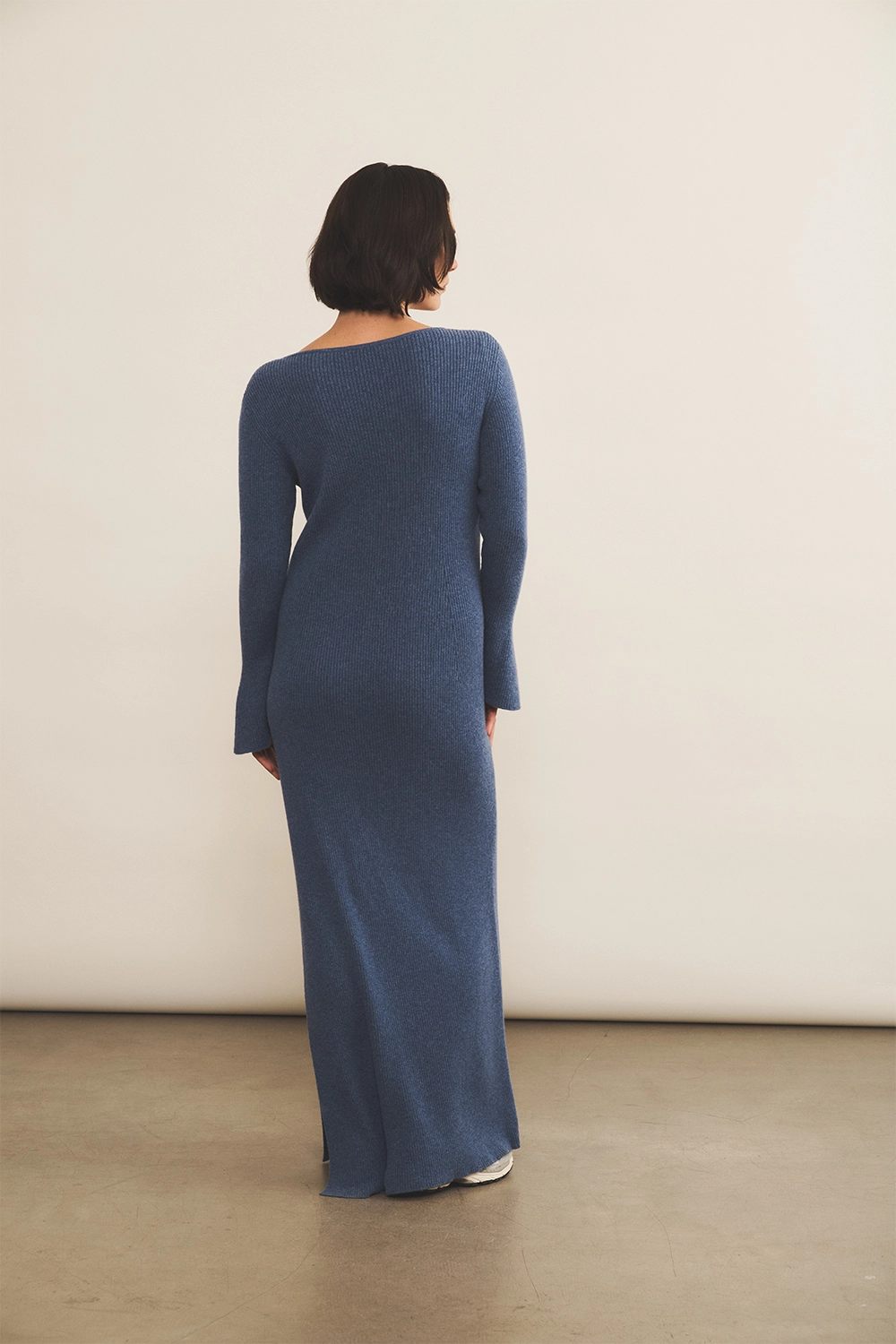 Blue denim cashmere dress women - back view | Pepa | Linnea Lund