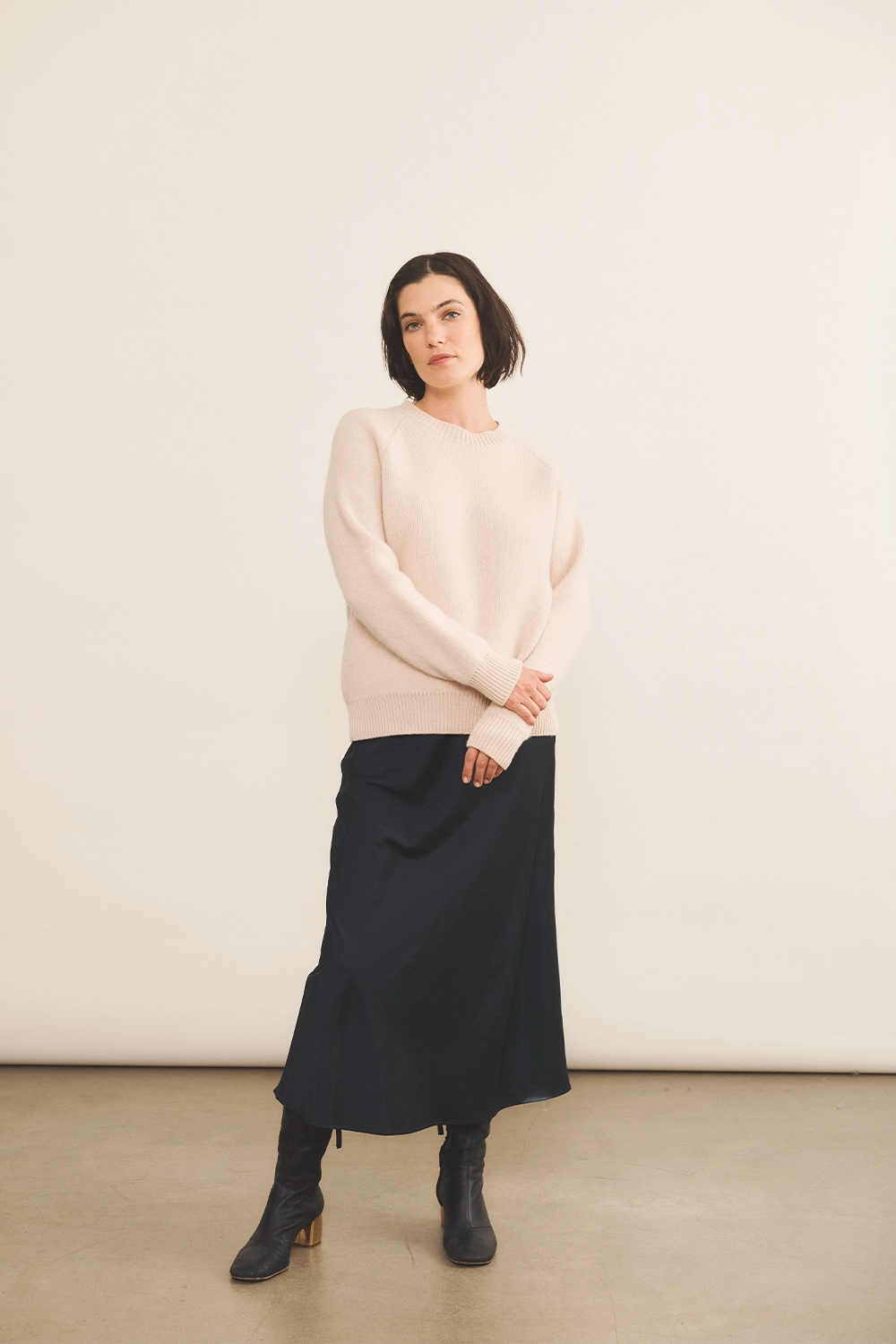 light pink cashmere sweater women - look | Sergio | Linnea Lund