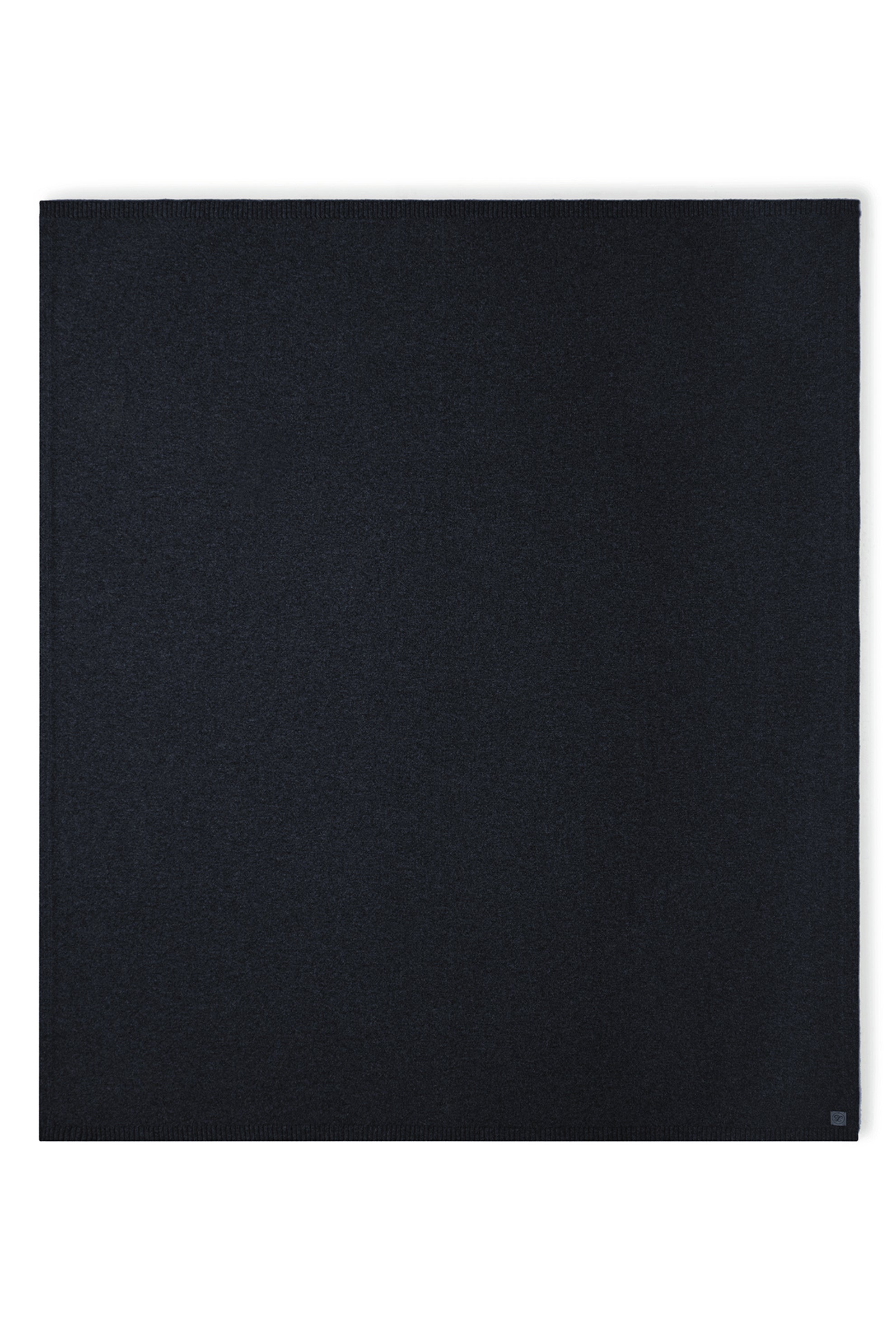 Cashmere plaid dark blue - packshot |Casa | Linnea Lund