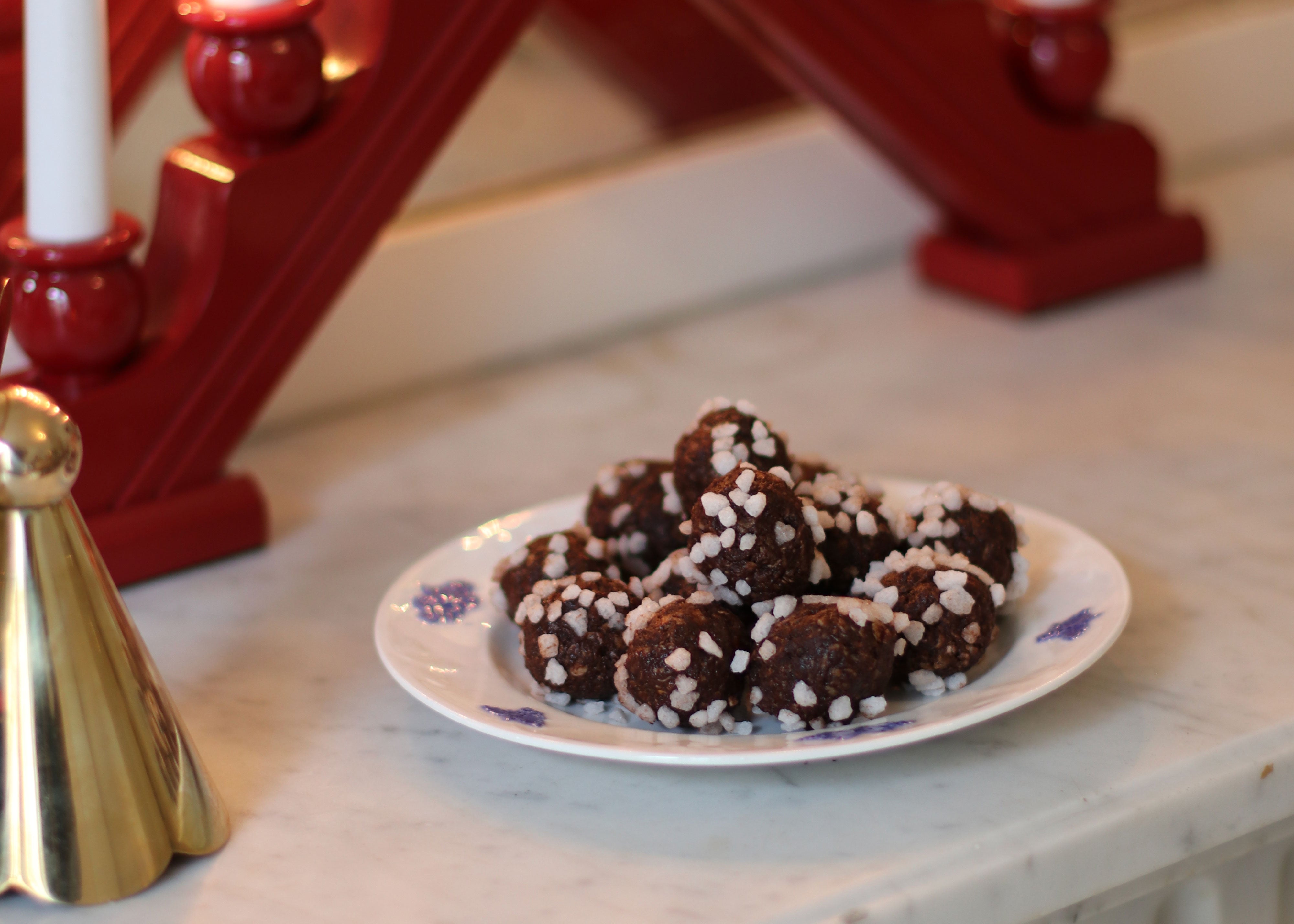 Authentic Chokladbollar Recipe (Swedish Chocolate Balls)