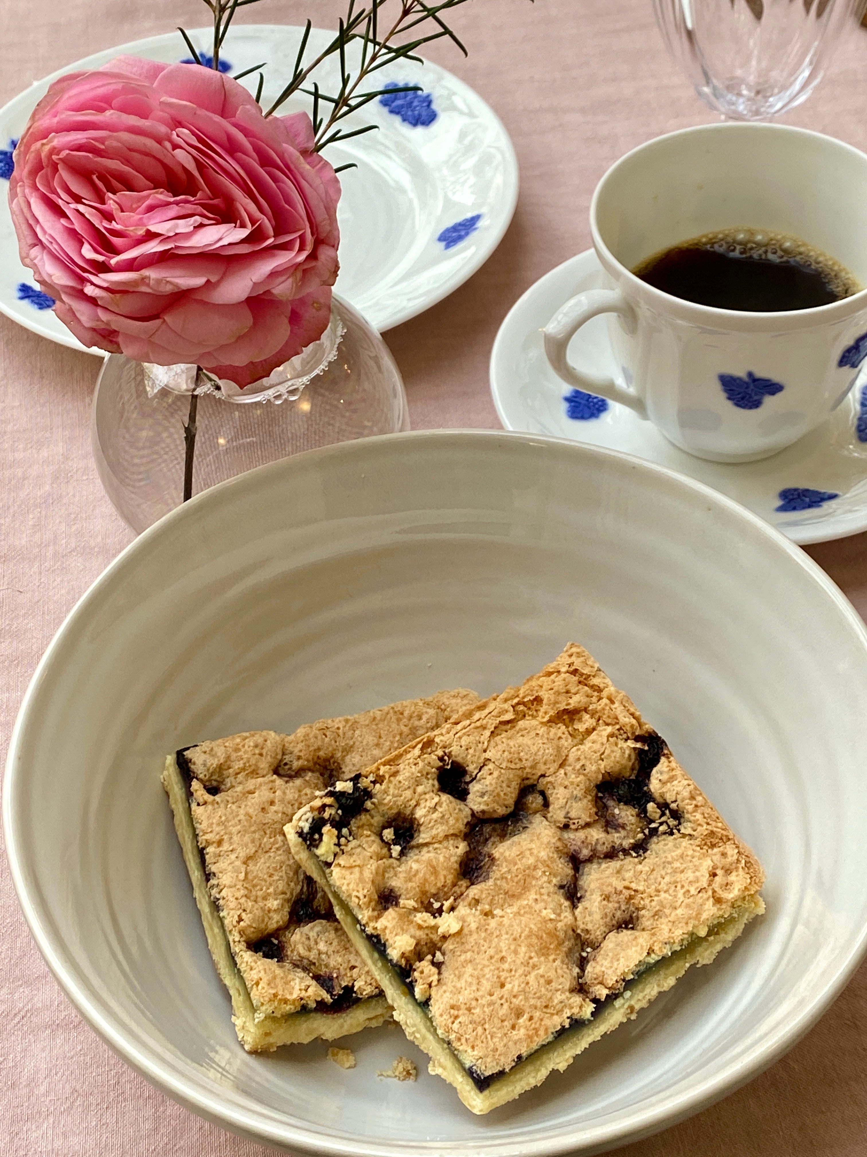 Food Fridays : Blåbarsrutor