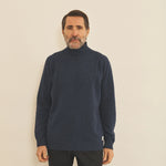 Blue men cashmere sweater - look | Bjorn | Linnea Lund