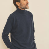 Blue men cashmere sweater - side view | Bjorn | Linnea Lund