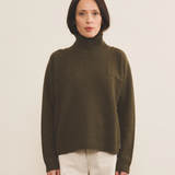 Kaki cashmere sweater women - front view | Charlotte | Linnea Lund