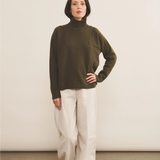 Kaki cashmere sweater women - look | Charlotte | Linnea Lund
