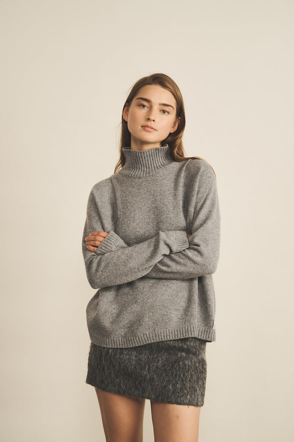 Charlotte Cashmere Turtleneck Sweater - Grass – Linnea Lund