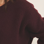 Ribbed burgundy women cashmere sweater - focus fabric view | Edward | Linnea Lund