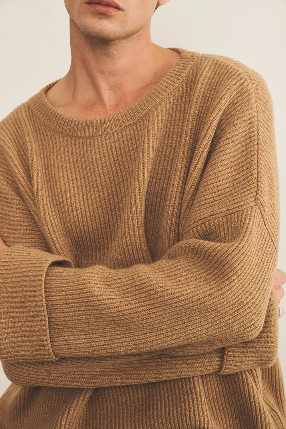 Ribbed camel brown men cashmere sweater - focus view | Edward | Linnea Lund