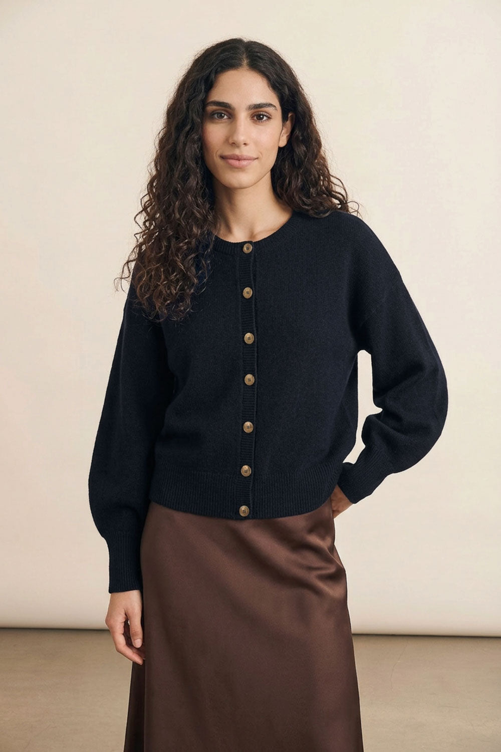 Oversized thick dark blue cashmere cardigan | Gabriella | Linnea Lund