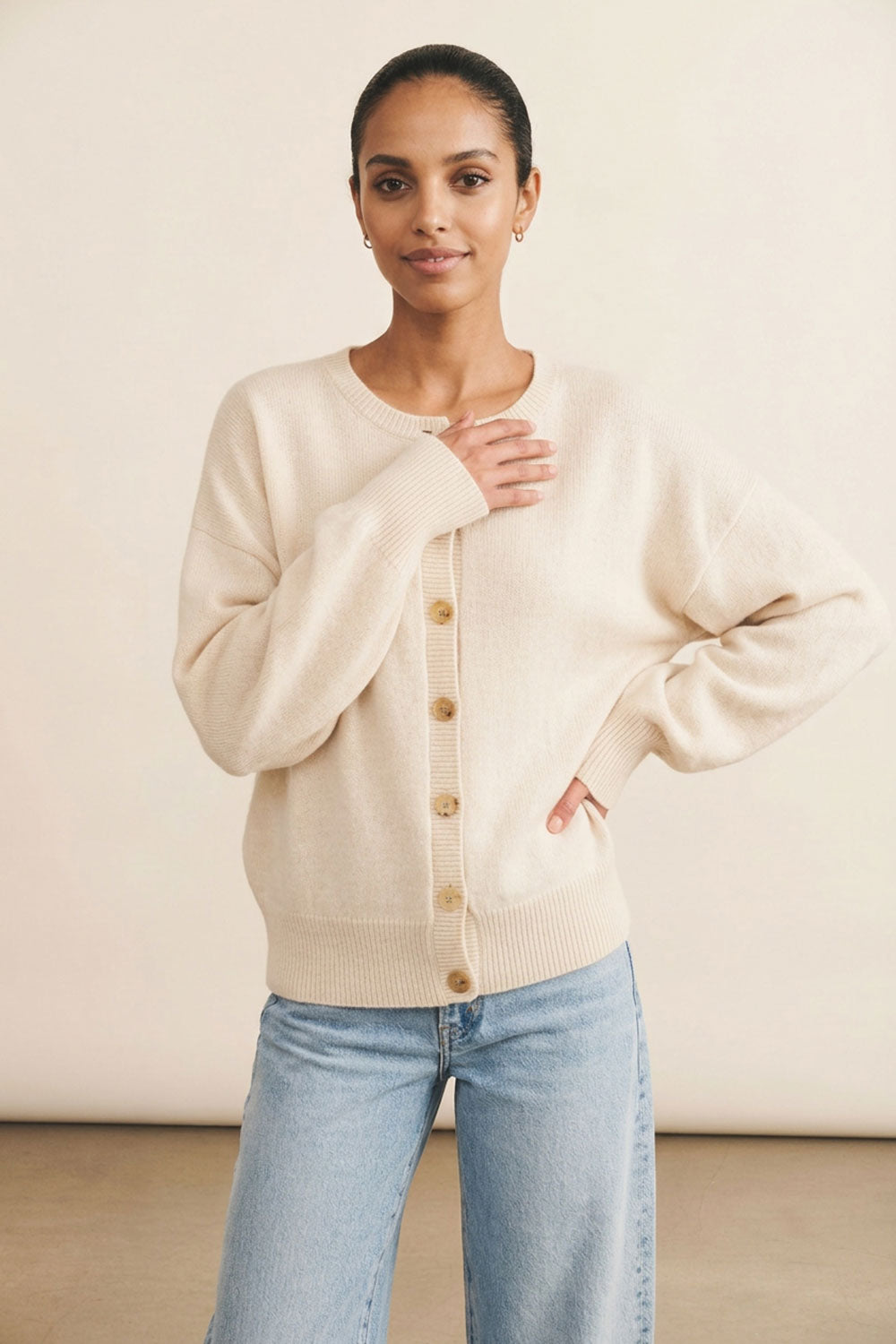 Oversized thick white cashmere cardigan | Gabriella | Linnea Lund