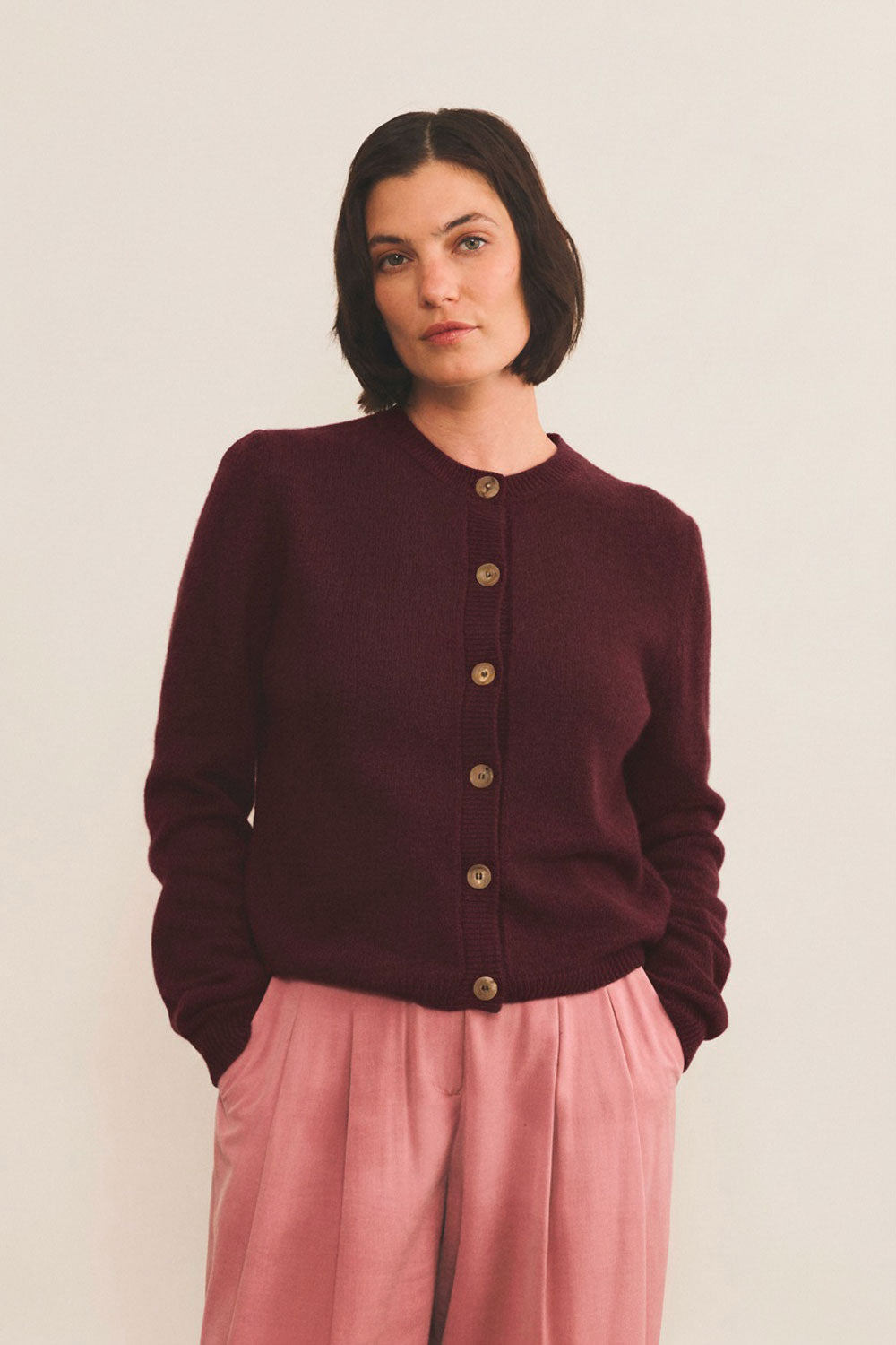 Burgundy women cashmere cardigan - front view | Greta | Linnea Lund