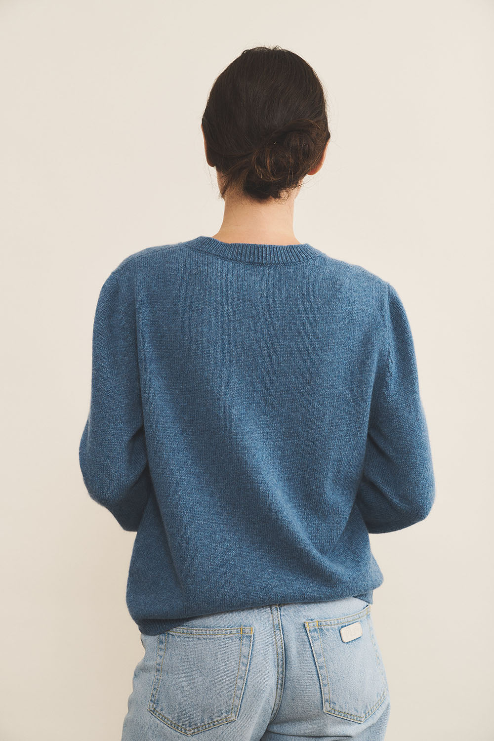 Blue women cashmere cardigan - back view | Greta | Linnea Lund