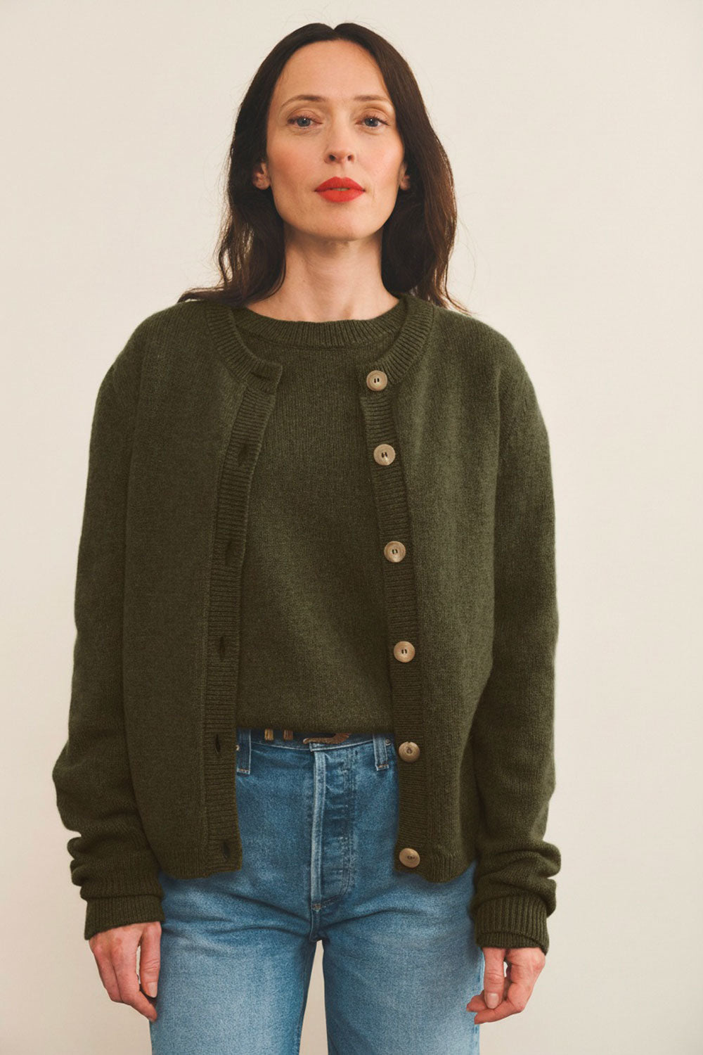 Khaki women cashmere cardigan - front view | Greta | Linnea Lund