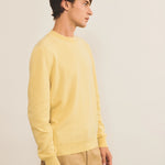 Yellow light men cashmere sweater - side view | Harald | Linnea Lund