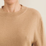 Camel light women cashmere sweater - focus fabric | Harald | Linnea Lund