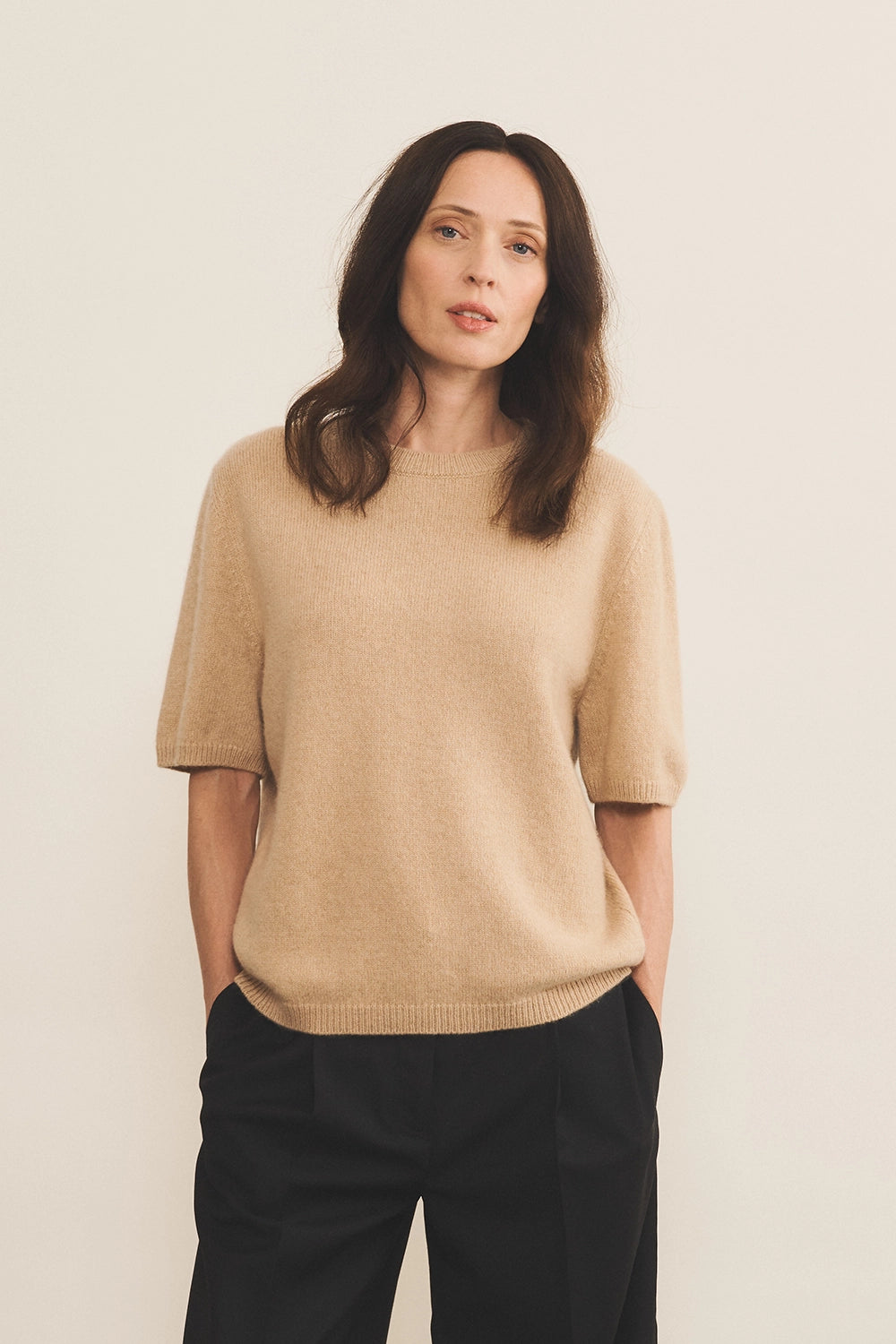 Cashmere Tee-Shirt women sand beige - front view | Ingrid | Linnea Lund