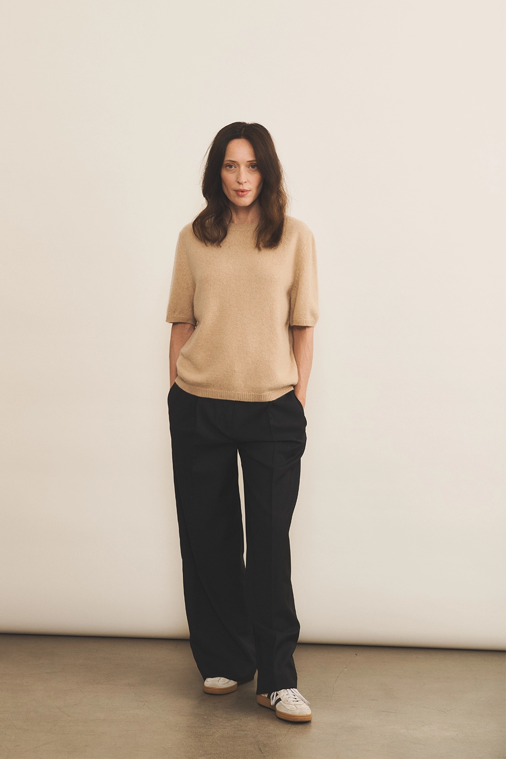 Cashmere Tee-Shirt women sand beige - look | Ingrid | Linnea Lund
