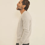 Light grey men cashmere sweater - side view | Edward | Linnea Lund