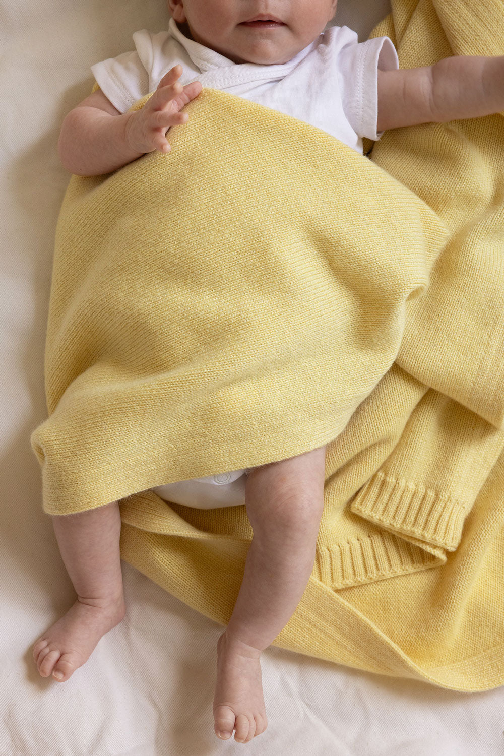 Baby cashmere blanket in yellow | Joy | Linnea Lund