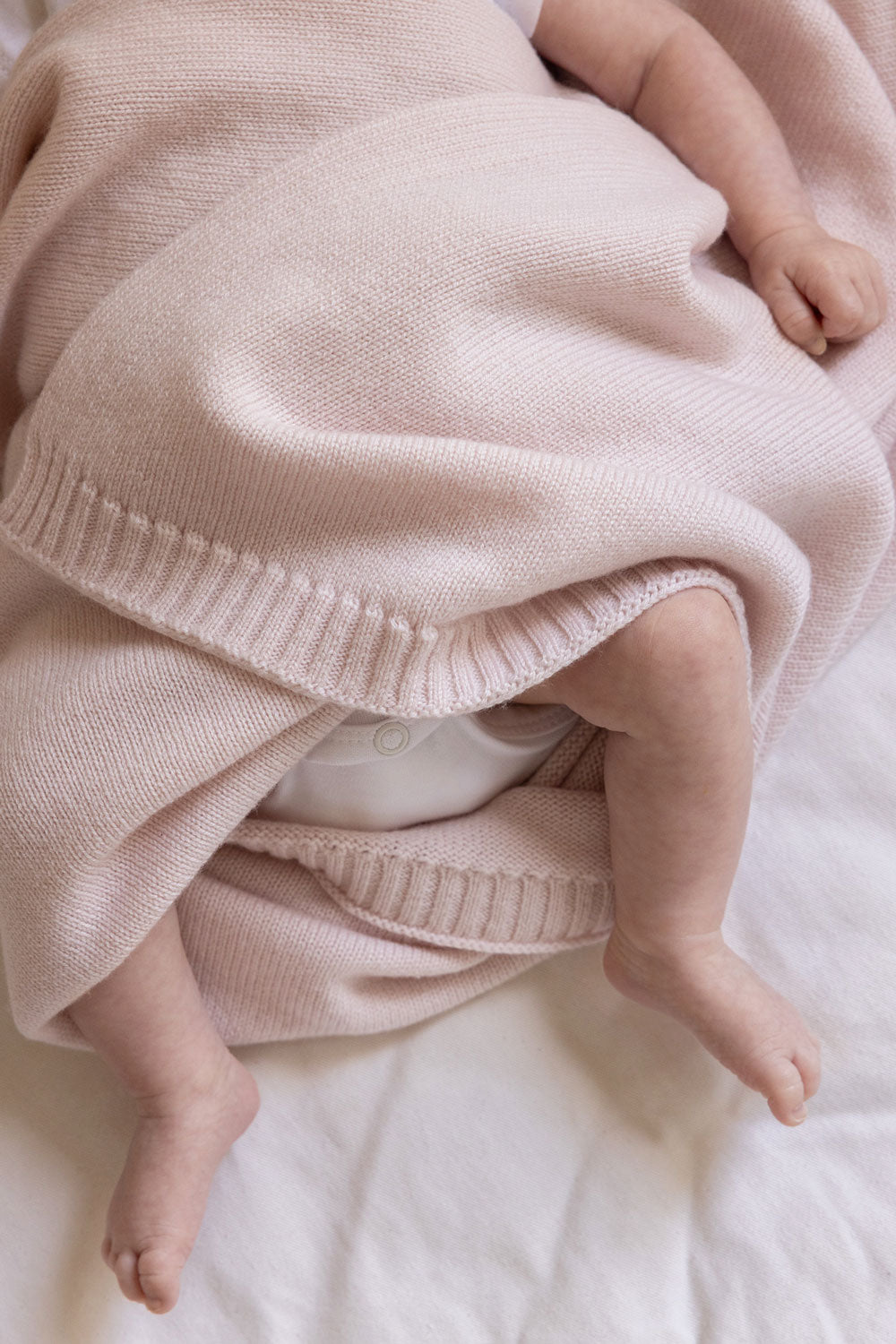 Baby cashmere blanket in light pink | Joy | Linnea Lund