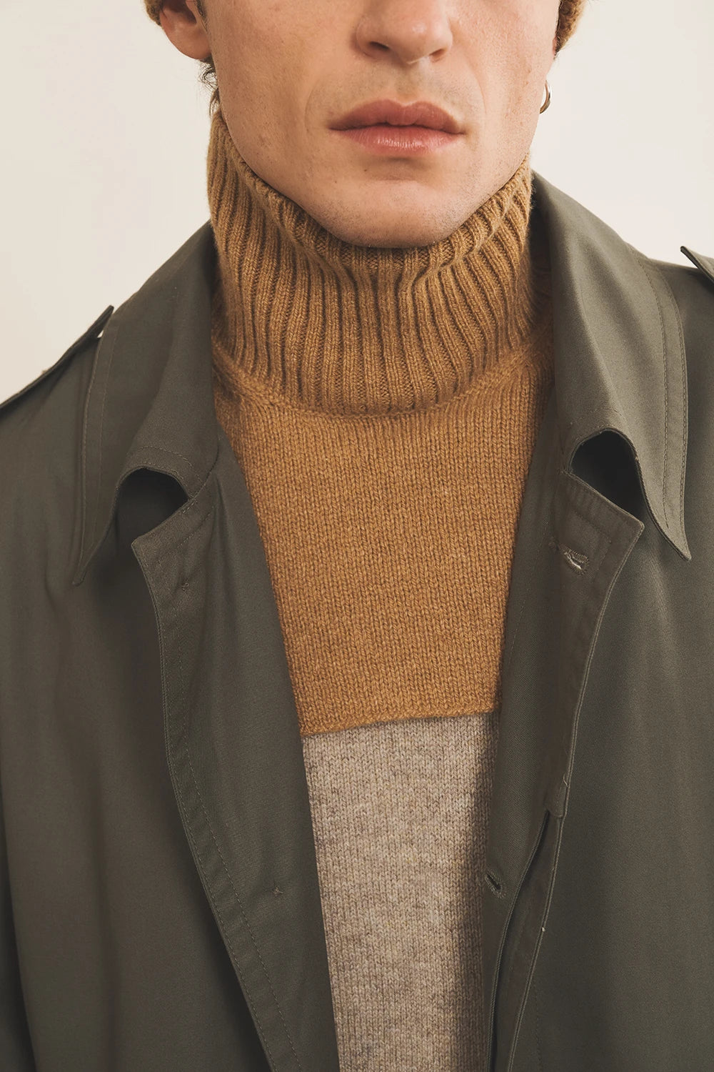 Brown macchiato bib cashmere collar men | Léo | Linnea Lund