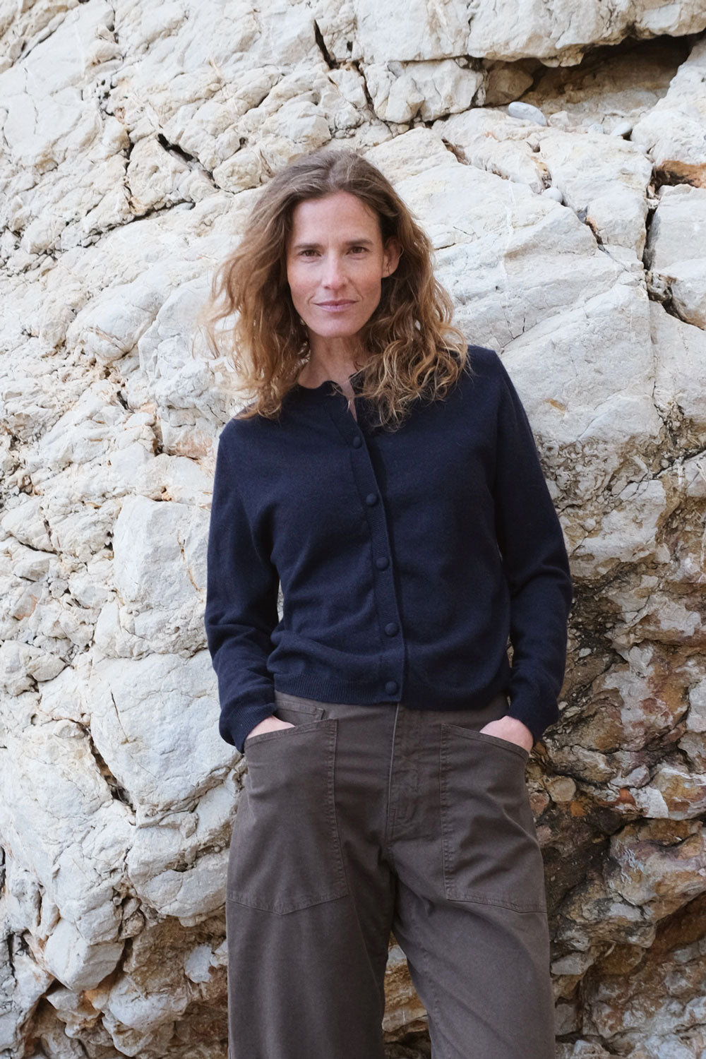 Women lightweight cashmere cardigan midnight blue | Grace | Linnea Lund