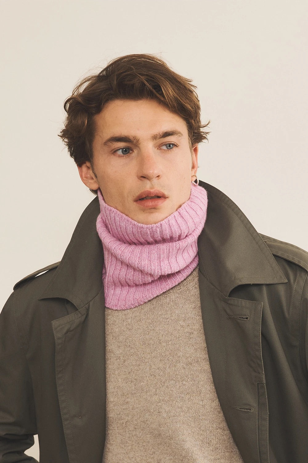 bubblegum pink cashmere collar men | Maya | Linnea Lund