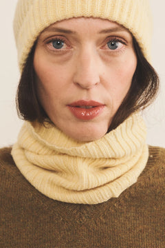 light yellow cashmere collar women | Maya | Linnea Lund