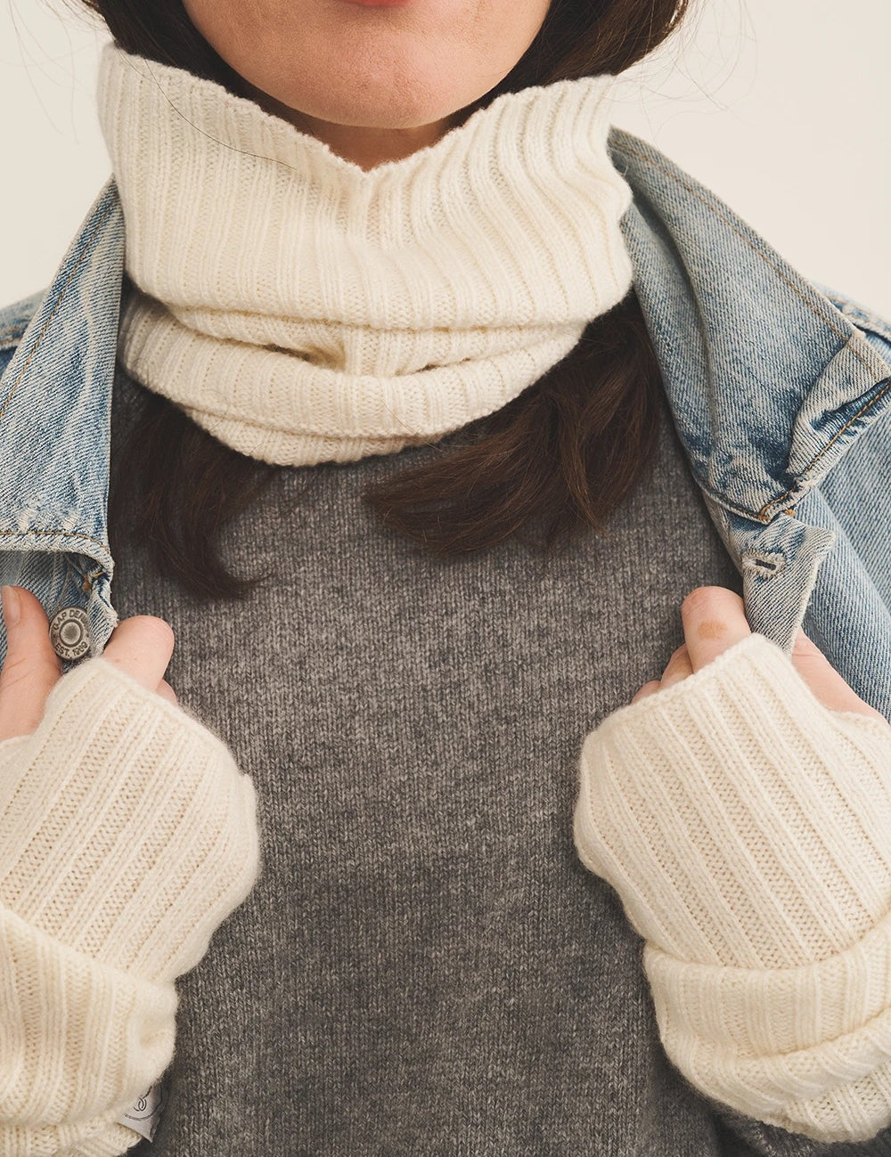 aqua blue cashmere collar women | Maya | Linnea Lund